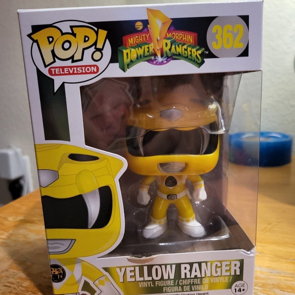 Mighty Morphin Power Rangers Yellow Ranger Funko Pop